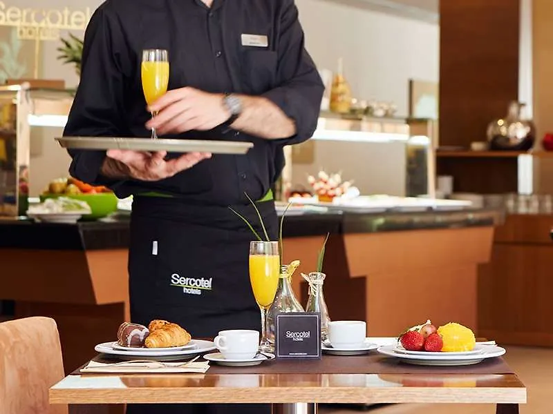 Hotel Exe Barcelona Gate Sant Joan Despi 4*,